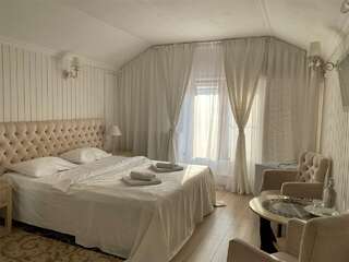 Гостиница HomeSuites Ростов-на-Дону Deluxe Suite-9